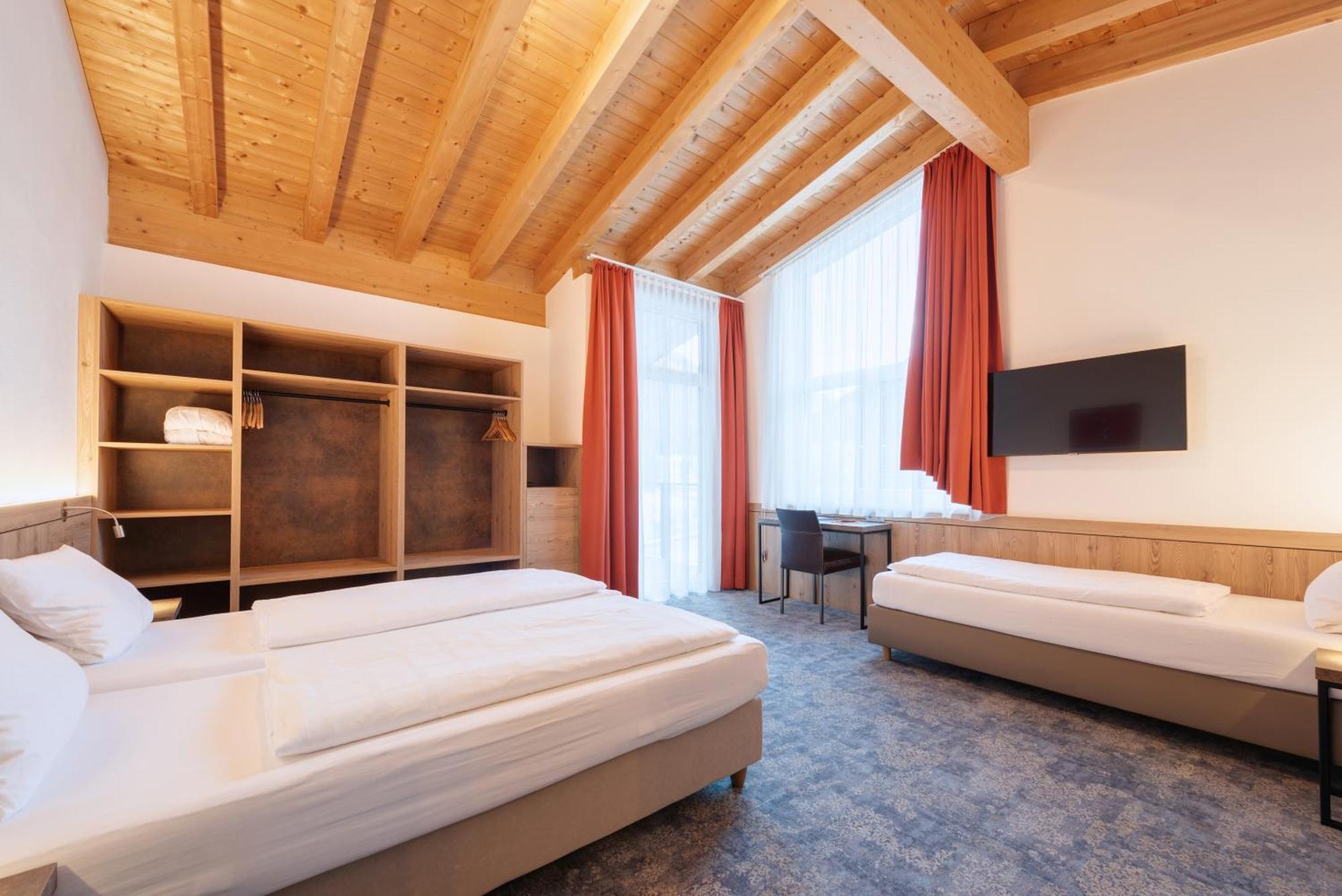 Hotel Alpenland Sankt Anton am Arlberg Buitenkant foto