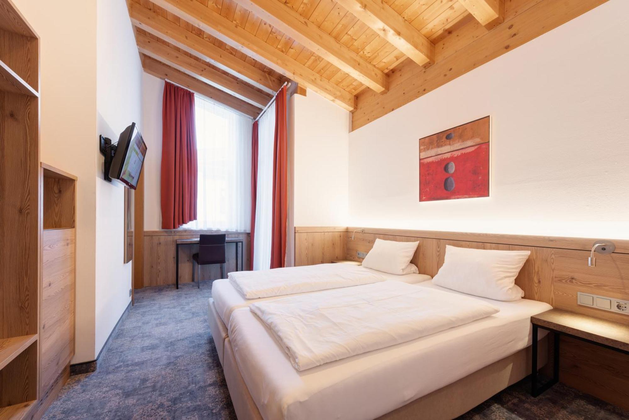 Hotel Alpenland Sankt Anton am Arlberg Buitenkant foto